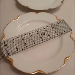 Haviland White and Gold Scalloped Dinnerware Plate